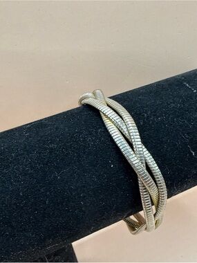 Flat Triple Strand Braided Silver Tone Vintage Chain Bracelet 7-7.5” Box Clasp